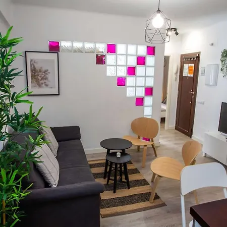 Holidays2malaga Lagunillas 3 Bedrooms Downtown Local Area 500mb Free Wifi Daire *