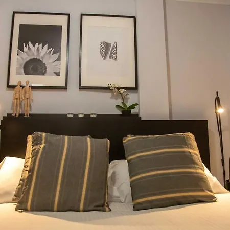 Holidays2malaga Lagunillas 3 Bedrooms Downtown Local Area 500mb Free Wifi Malaga
